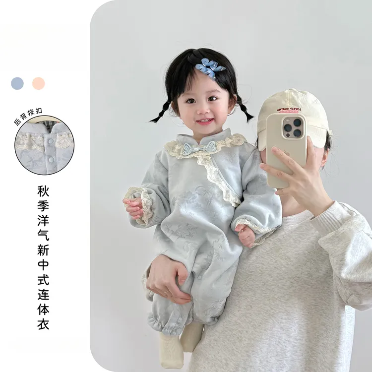 宝宝秋季衣服新中式连体衣周岁女宝礼服早秋超洋气婴儿外出服哈衣