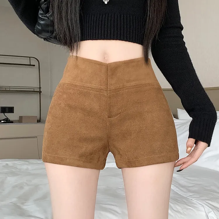网红咖色小个子阔腿短裤女2025新款冬季美式辣妹a字高腰外穿靴裤 
