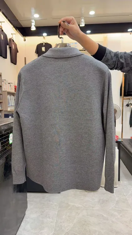 【大公道实体】新款冬季时尚休闲百搭男士欧版修身圆领卫衣9986