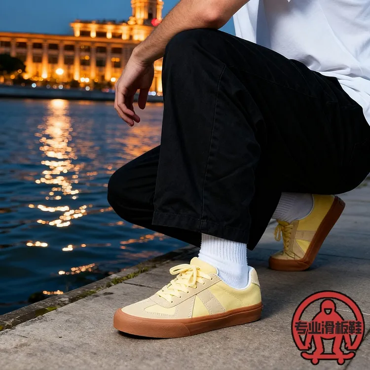 极路客男鞋小众经典复古德训鞋通勤美式复休闲鞋反毛皮拼接滑板鞋