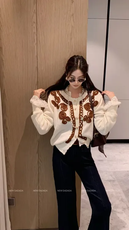 利达 NEW DADAD 小香风时尚百搭秋季气质舒适毛织上衣CPM2289