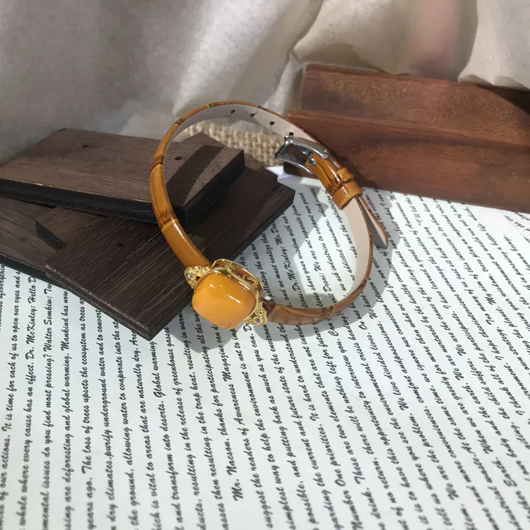 天然精品蜜蜡方糖牛皮表带手环s925银鸡油黄时尚百搭