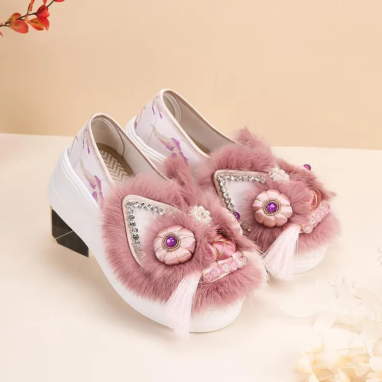 2025新款厚底绣花民族风兔毛虎头鞋女单鞋加厚女爆款手工冬季布鞋