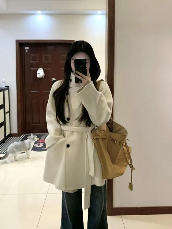 小个子短款白色毛呢外套2025新款高级感洋气收腰系带双面呢子大衣