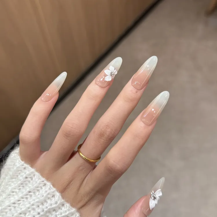 【许我耀眼】纯手工穿戴甲许妍同款雕花贴钻AB款指甲贴美甲贴片