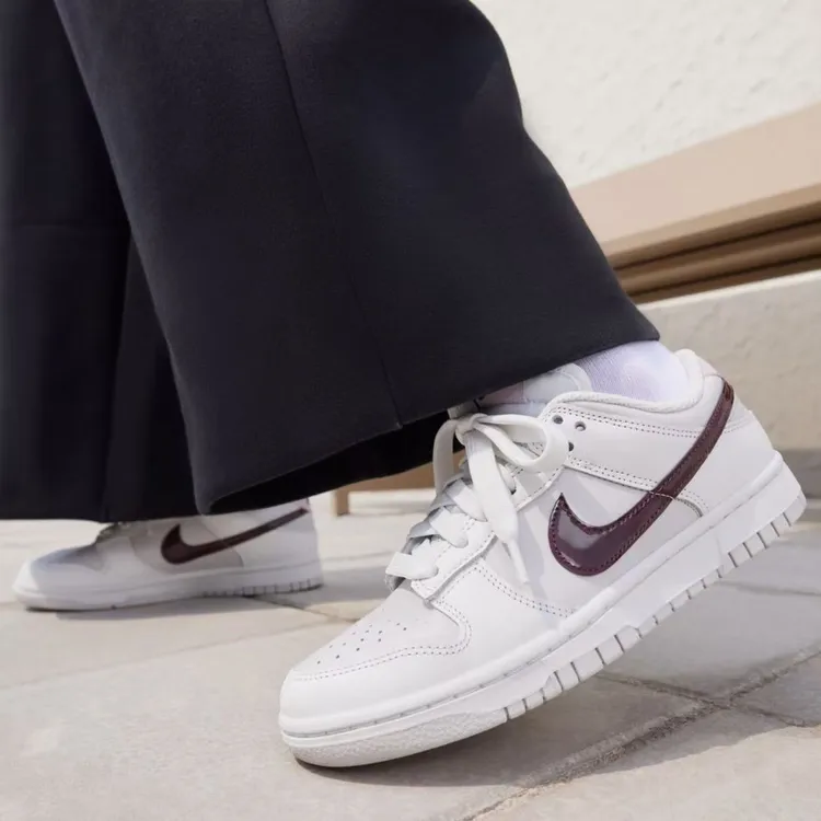 NIKE/耐克【年终狂欢季】DUNK 女子经典复古运动休闲板鞋 IM6025121