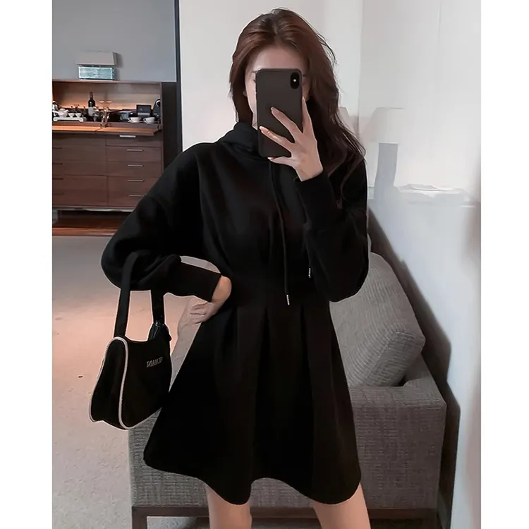黑色辣妹显瘦感小个连衣裙收腰长裙卫衣裙春秋少女新款裙子连帽女