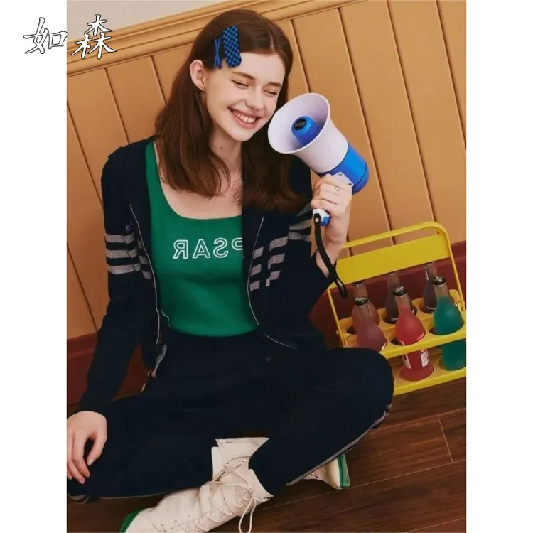 韩版休闲时尚穿搭运动套装秋冬季拉链开衫撞色薄款针织两件套女装