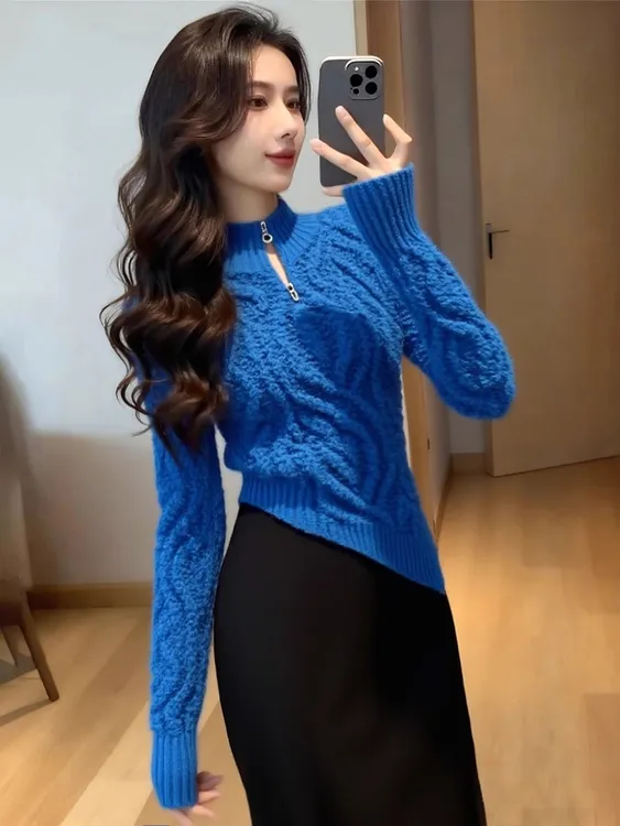 2025冬季新款爆款洋气女装巨好看法式气质别致蓝色不规则毛衣上衣