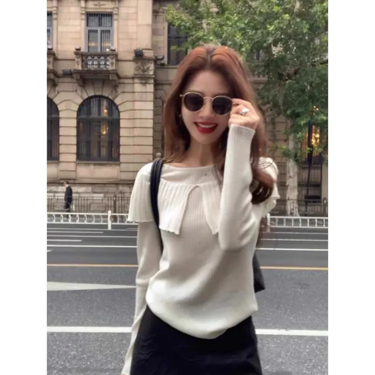 法式拼接大翻领长袖针织衫女秋冬新款气质修身显瘦荷叶边内搭上衣