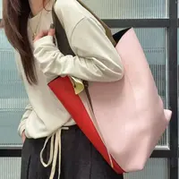 95新 Celine/思琳 【蕾】2GT527 红粉结子水桶包
