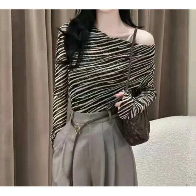 设计感斑马纹长袖T恤女2025秋季新款打底衫上衣黑色阔腿裤直播女
