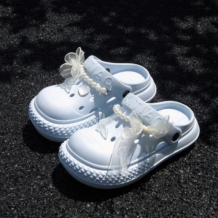 细细条 甜美公主风珍珠链条蝴蝶洞洞鞋夏季外穿百搭防滑包头凉拖