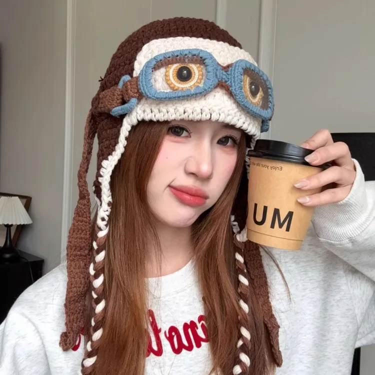 时尚可爱针织帽子男女同款秋冬季保暖毛线帽骑车护耳飞行帽雷锋帽