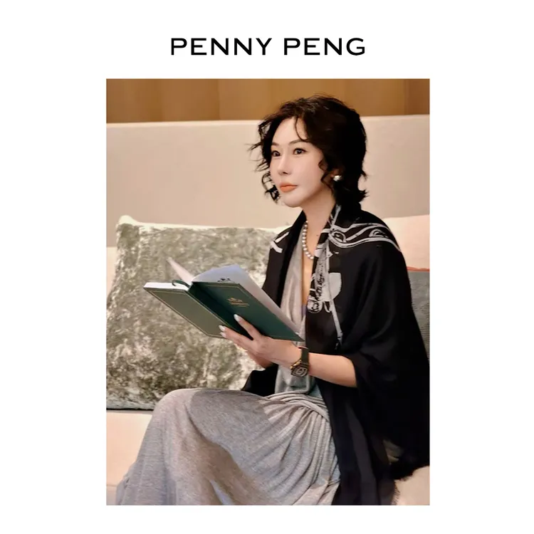 PENNYPENG 玫瑰花 黑色百搭羊绒印花丝巾莫代尔不规则知性风披肩