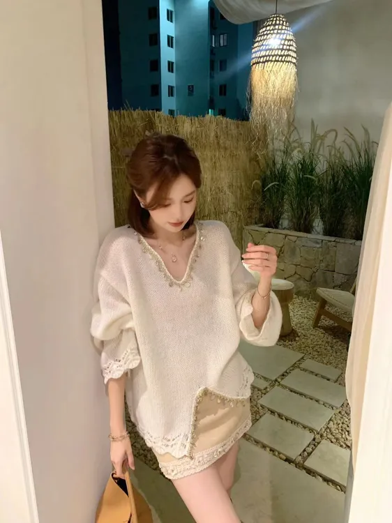 【芝士Cheese】爱意回响 长袖常规圆领厚款针织毛衣蕾丝毛针织衫