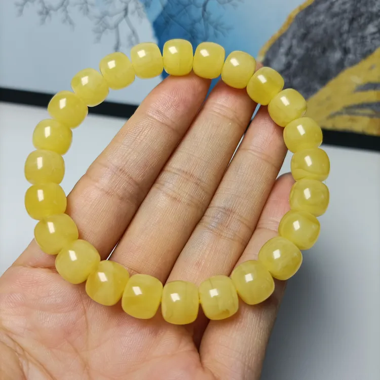 9.5精工老型鸡油黄蜜蜡手串~色泽艳丽均匀~4854