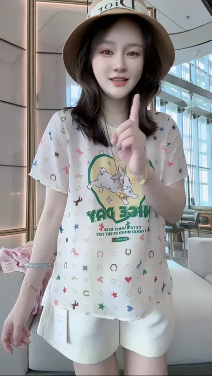 【丝芙玉禄】（F996）真丝双绉创意爱心兔子质时尚显瘦桑蚕丝t恤上衣