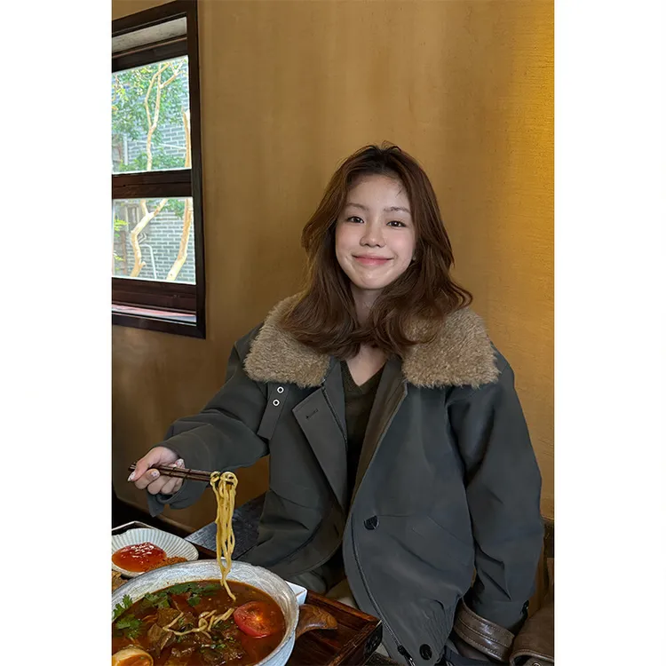 Tuuuh【实穿派克】毛领夹克外套女复古宽松冬季棉服上衣P38221TU54