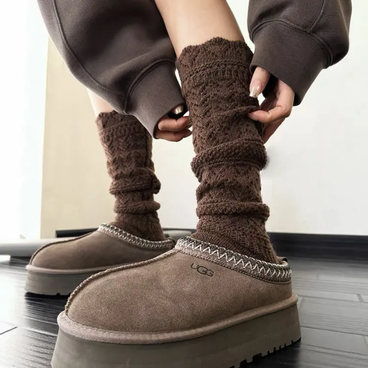 秋冬就要穿深咖色！复古重工粗线勾花小腿袜～镂空羊毛秋冬堆堆袜