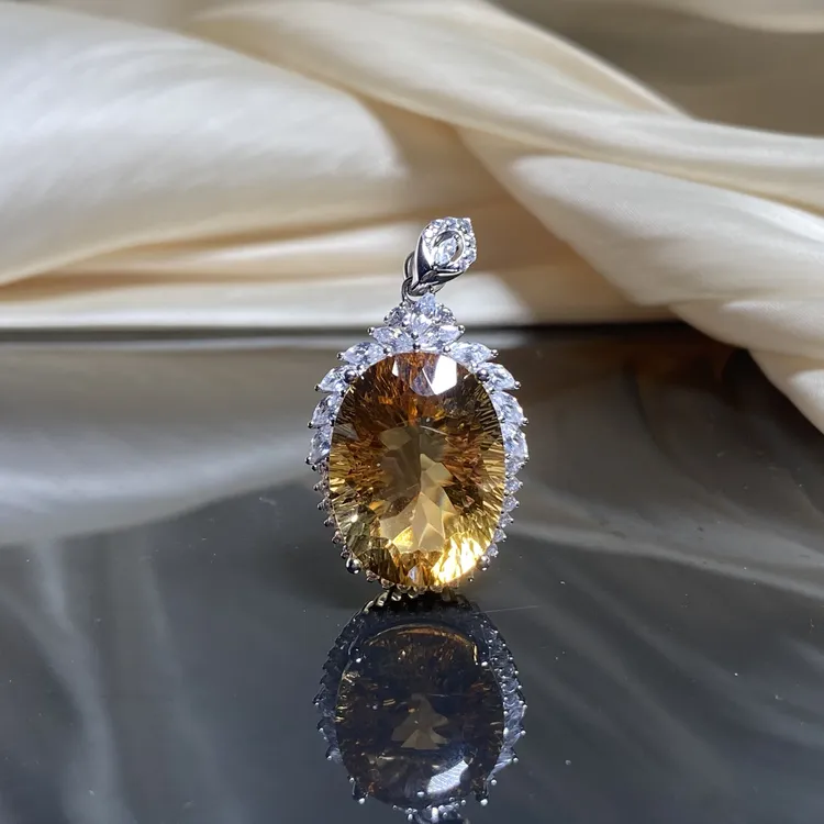 【小北严选】S925银镶嵌黄水晶吊坠5-WH161X202【尺寸约15*20mm】