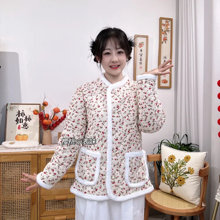 2025 秋冬新款加绒加厚保暖印花小香风棉衣棉服