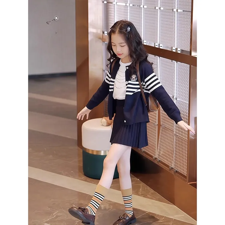 女童学院风套装秋季2025新款儿童装洋气针织开衫大童春秋款两件套