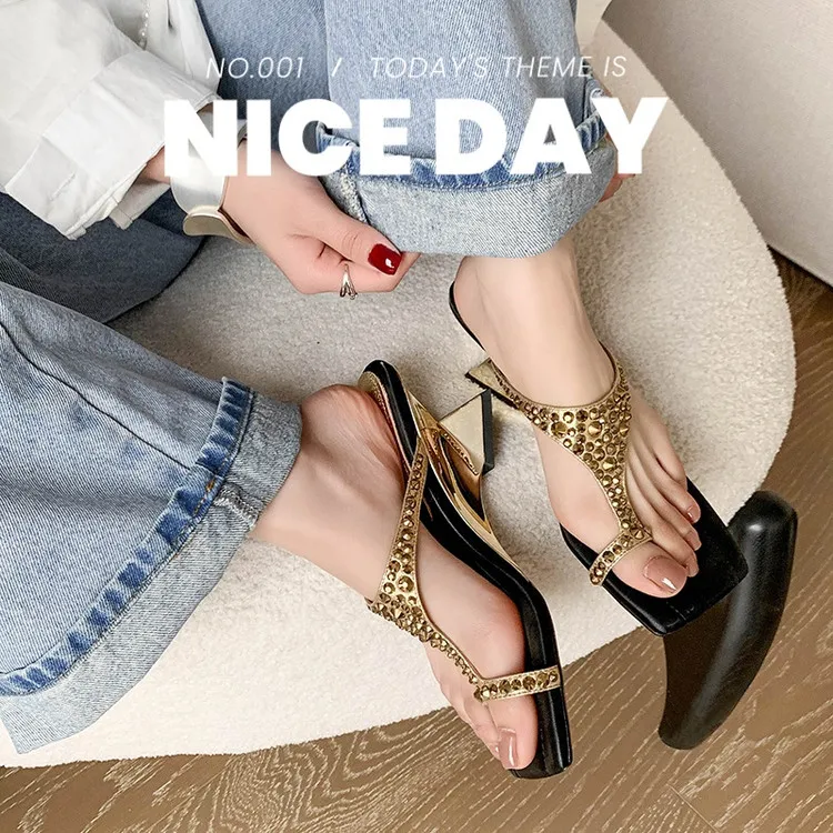 2025夏季真皮凉拖鞋坡跟网红时尚休闲百搭一字拖方头拖鞋女鞋外穿