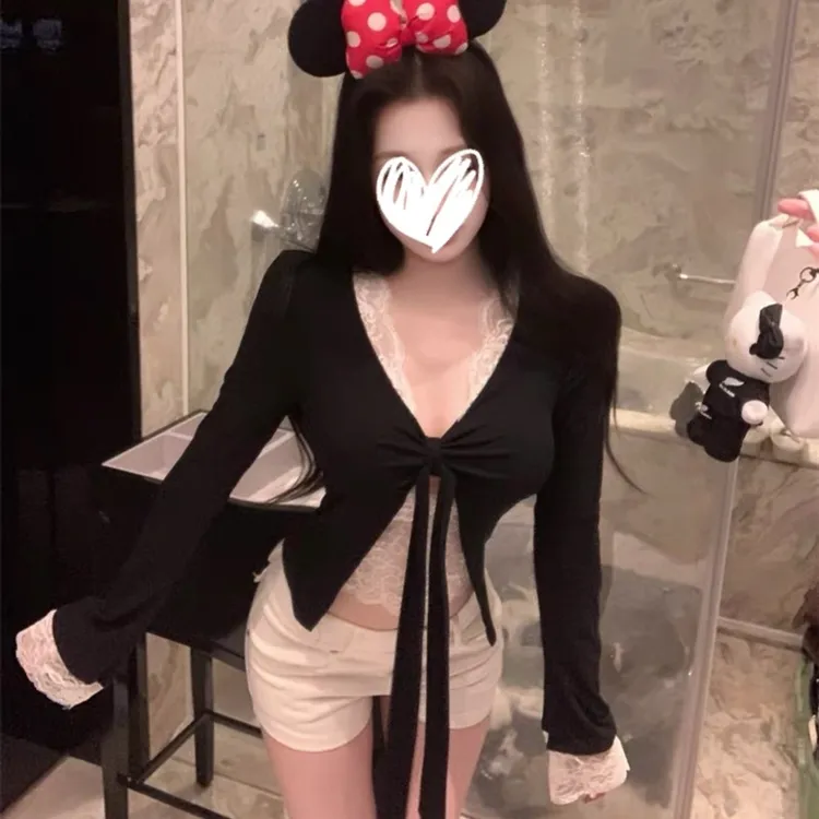 现货~2025早秋新款法式纯欲甜辣蕾丝拼接长袖修身显瘦绑带女T恤