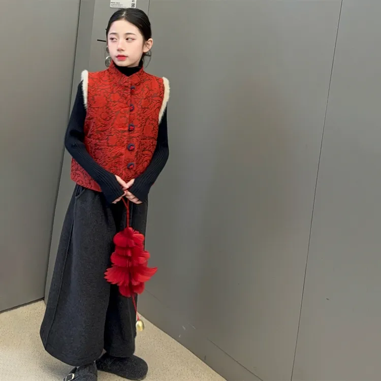女童2025新款冬季新中式国风红色盘扣加厚马甲套装洋气加绒阔腿裤