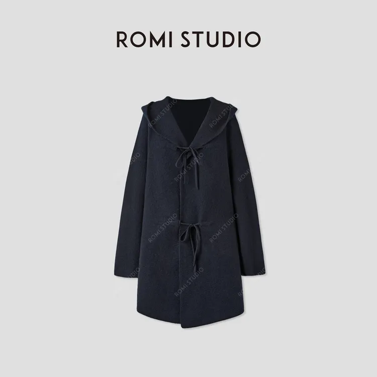 ROMI STUDIO“英伦松弛”100%澳洲羊毛缩绒连帽毛织外套RWCAST6107
