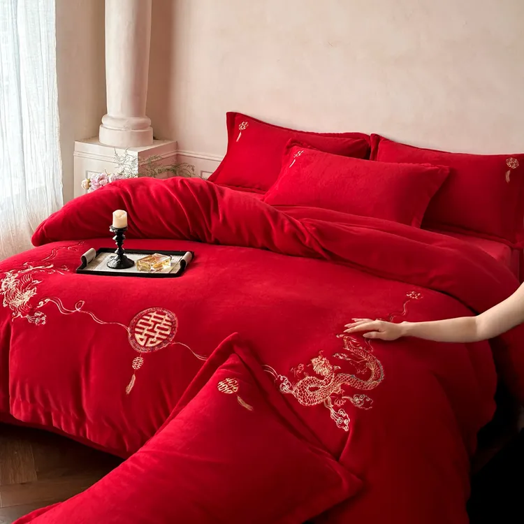 新中式结婚加厚保暖牛奶绒四件套秋冬季大红色被子全套一整套喜被