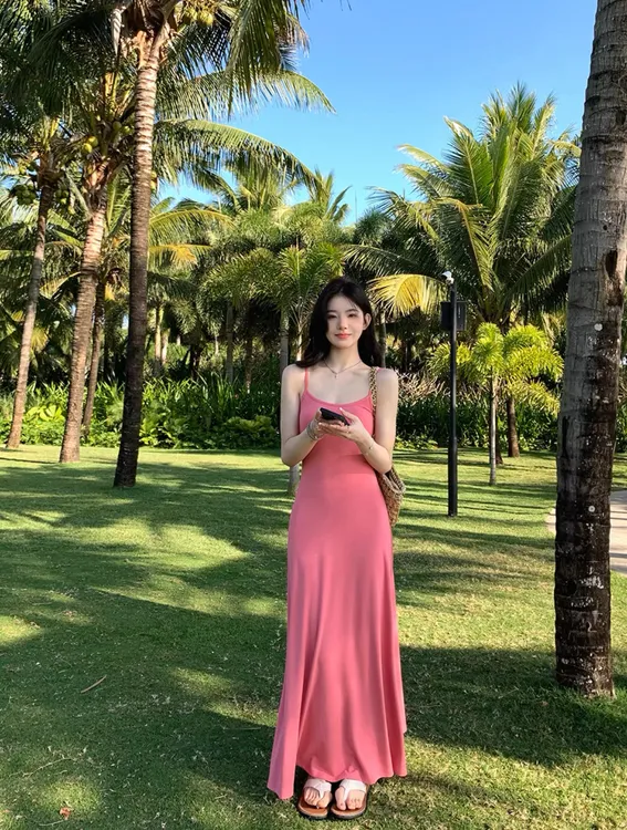 性感卡戴珊连衣裙女春夏季吊带长裙修身气质度假裙子