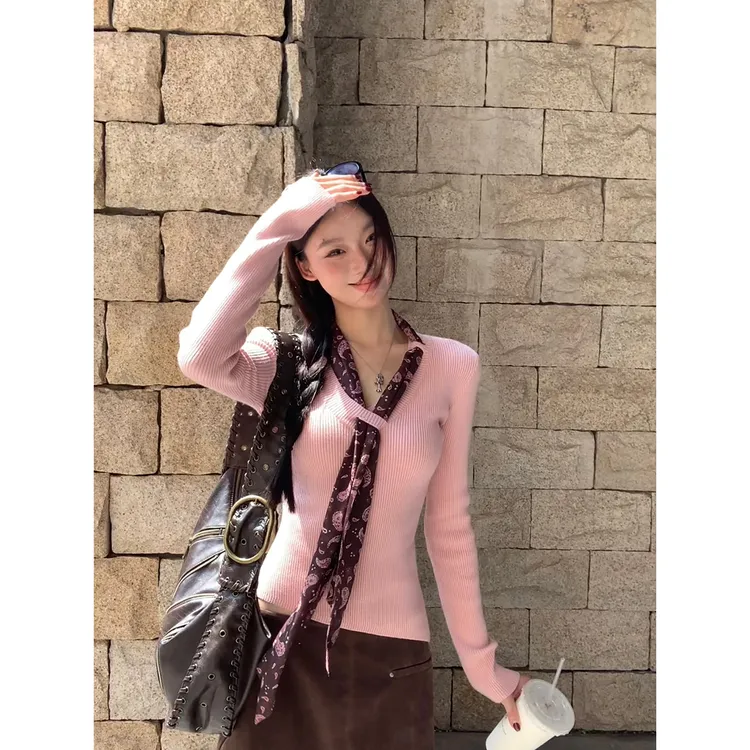 【罗拉毛衣】冬季韩系气质波点丝带V领温柔毛衣DJ25825      