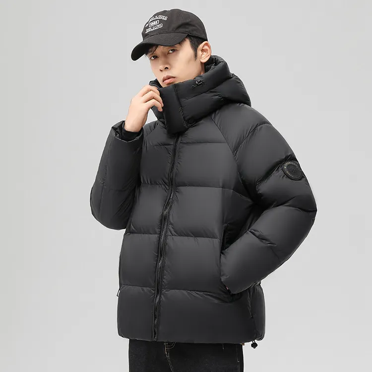 时尚高端短款连帽羽绒服男士冬季新款加厚轻盈保暖外套高级感上衣
