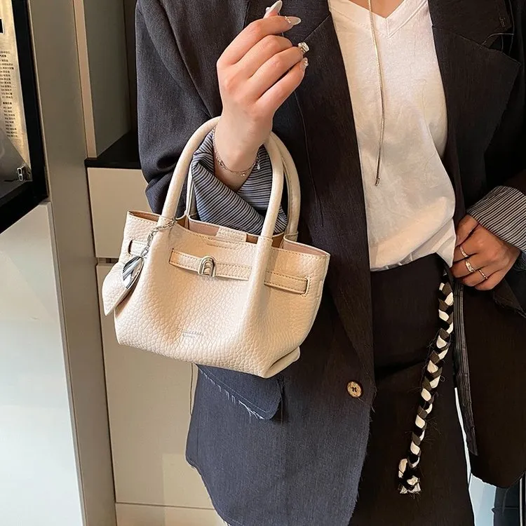 休闲包2025新款韩版包手提包时尚通勤单肩斜跨托特包纯色简约质感