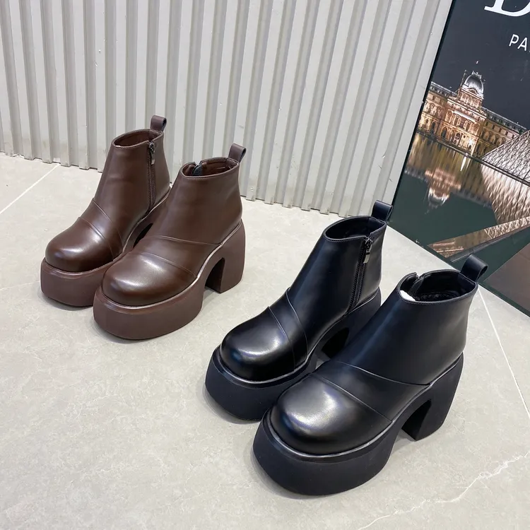 新款高跟时尚厚底圆头粗跟短筒英伦风女马丁靴气质侧拉链瘦瘦靴