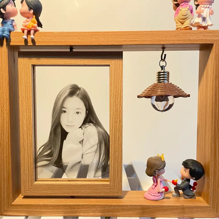 定制精美旋转实木相框，亚克力玻璃照片，送给女友爱人的贴心礼物