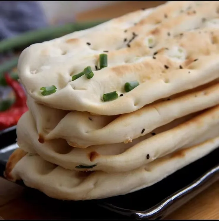 现做苏北特产纯碱老面潮牌饼葱花芝麻味潮牌饼当早餐美味可口