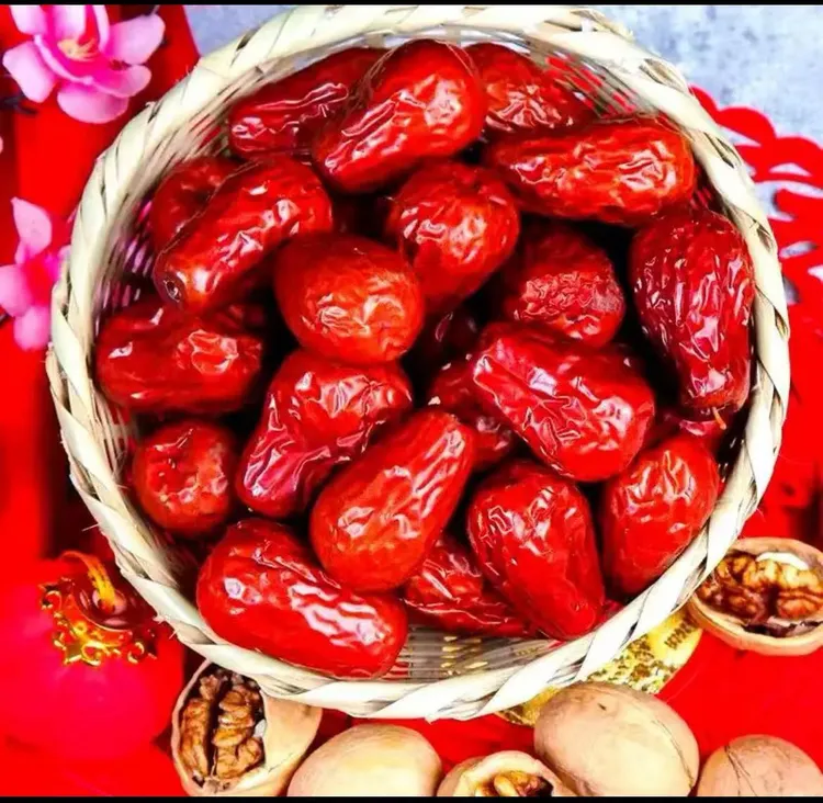 郭姐家自己种的枣 肉厚核小 纯甜无酸