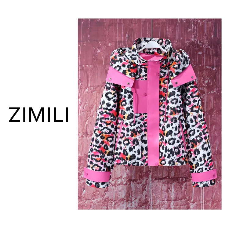 【亮哥女装】2025秋冬新品设计师彩色豹纹连帽冲锋衣外套6226-Q1