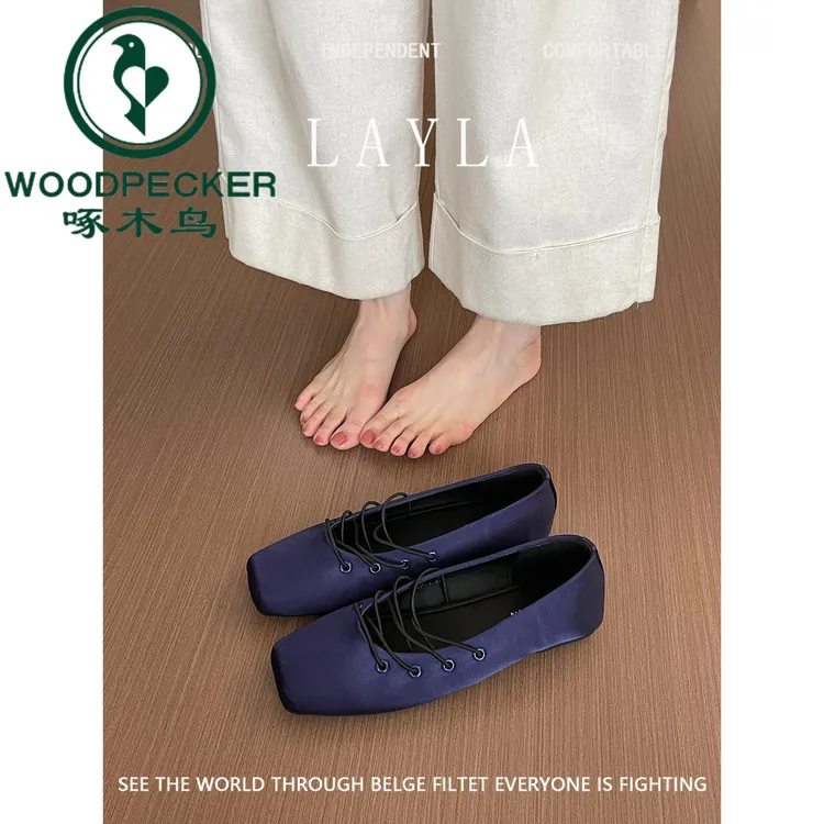 啄木鸟平底缎面高级感方头单鞋女2025春秋新款浅口法式配裙晚晚鞋