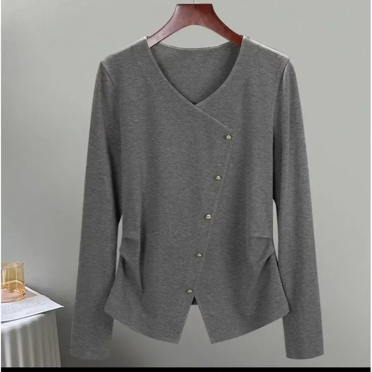 【高品质】气质V领显瘦减龄长袖t恤2025秋冬新款宽松百搭女生上衣