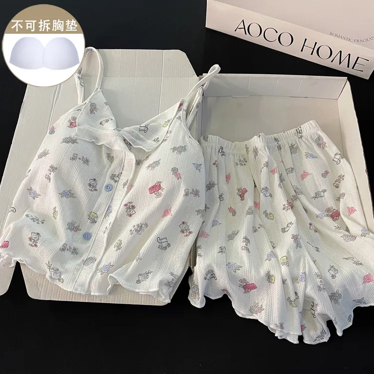 带胸垫睡衣女夏季可爱吊带短裤甜美小个子花朵休闲宽松家居服套装