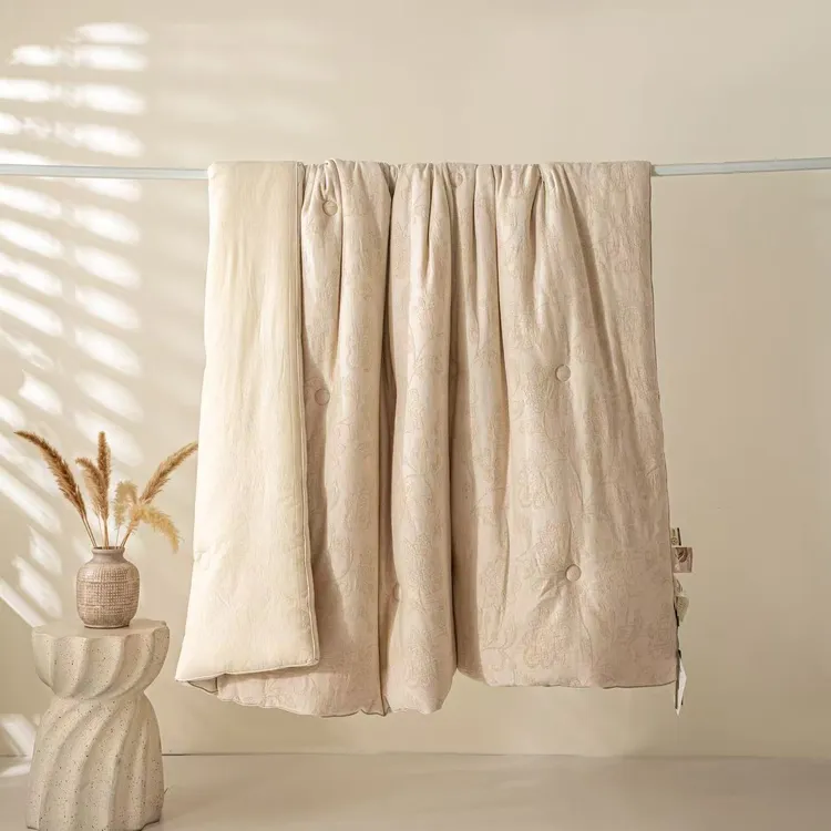 QIZMELI大豆蛋白被，棉麻提花秋冬被，鹅绒棉99%大豆纤维