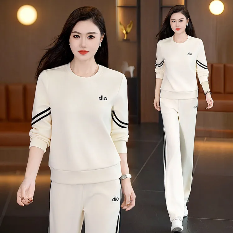 La babite时尚套装春秋2025新款减龄圆领长袖卫衣休闲跑步两件套