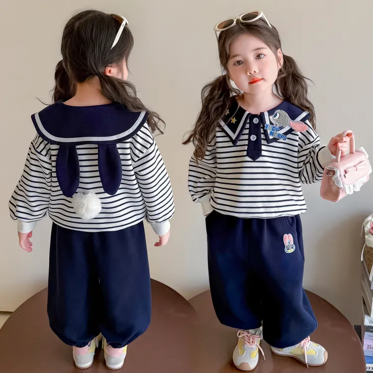 女童秋装套装2025新款4-6岁幼儿园潮款小童女宝春秋季洋气两件套