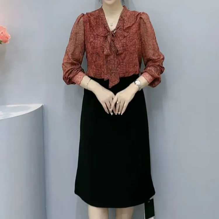 秋冬季新款时尚气质宽松大码女装洋气妈妈装休闲减龄假两件连衣裙