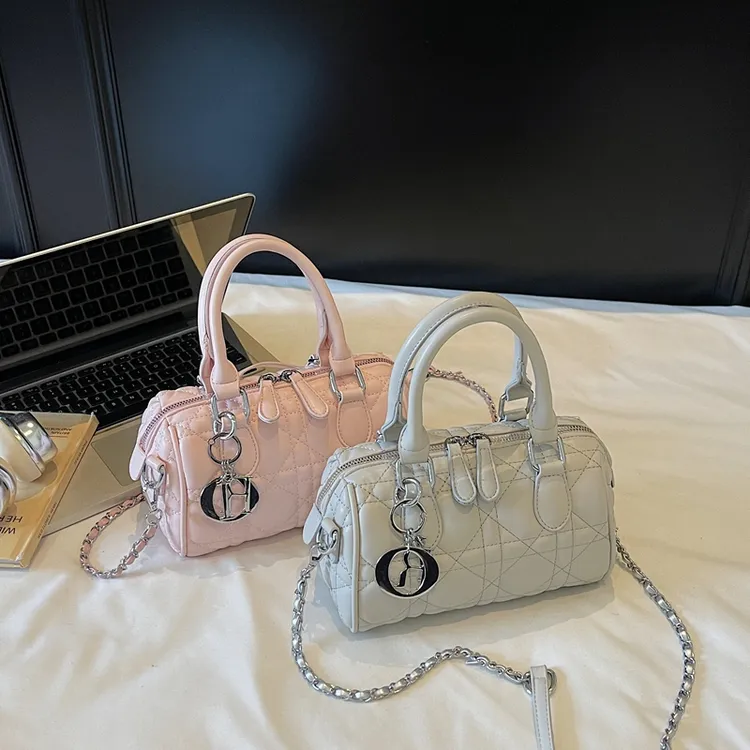 小众菱格绣线小包包女2025新款时尚手提枕头包夏季百搭链条斜挎包