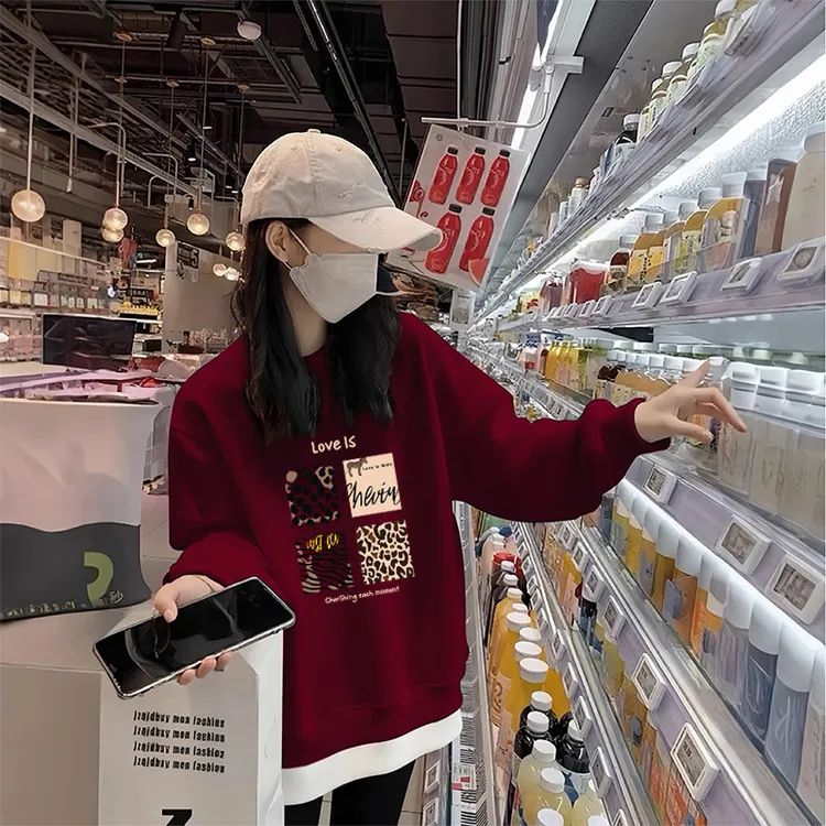 假两件圆领卫衣女2026秋冬新款宽松中长款盖遮屁股加绒酒红色上衣